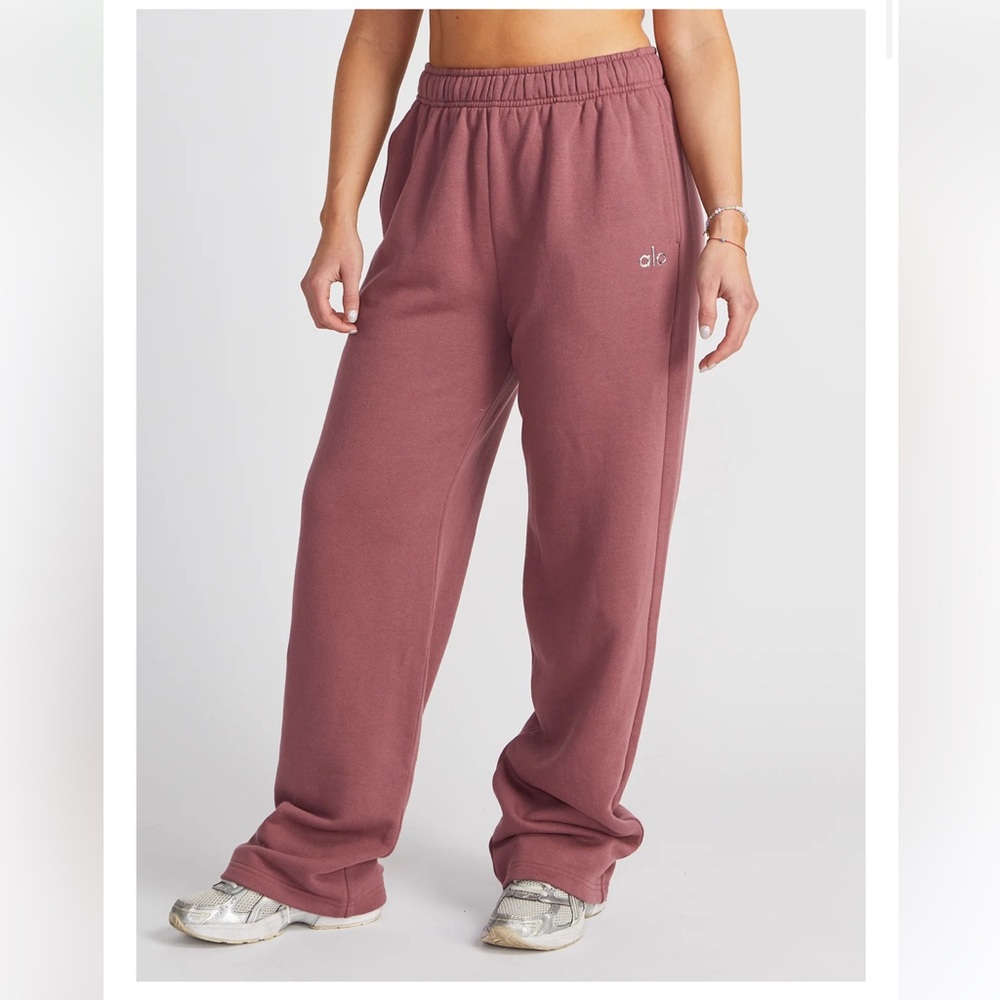 ALO Yoga Women's Pink Sweatpants sweats small S loungewear pink wild rose - Picture 3 of 6